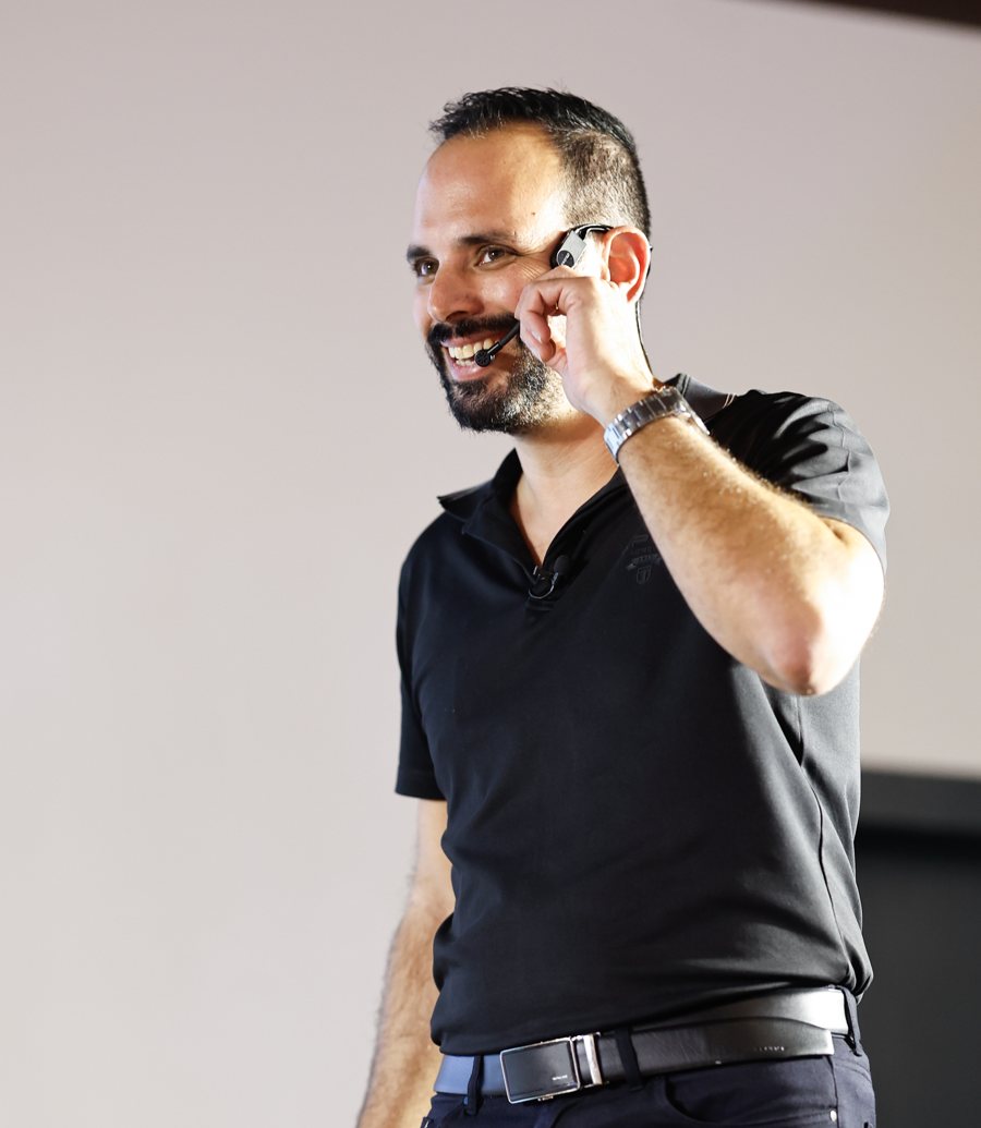 אדר מרלינסקי מרצה